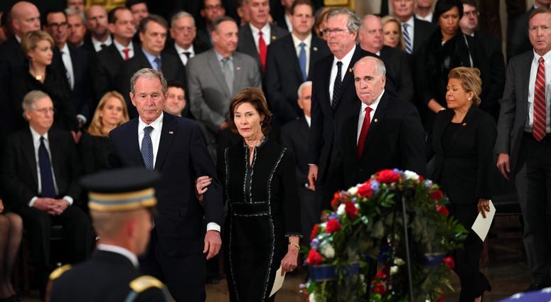 PHOTOS: President George H.W. Bush lies in state at U.S.Capitol